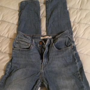 Levi’s skinny jeans
